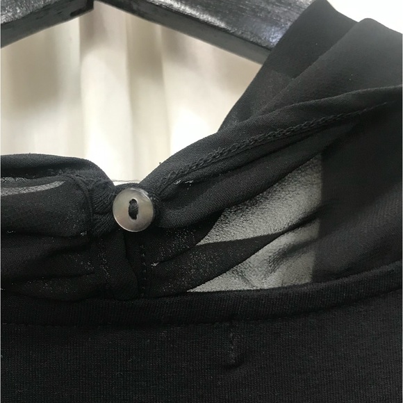 Coldwater Creek Black Knit Sheer Cowl Sleeveless top M 10 12 - Picture 8 of 9